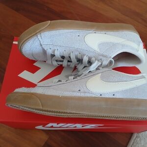 Nike Blazer Low Light Grey  Sneakers